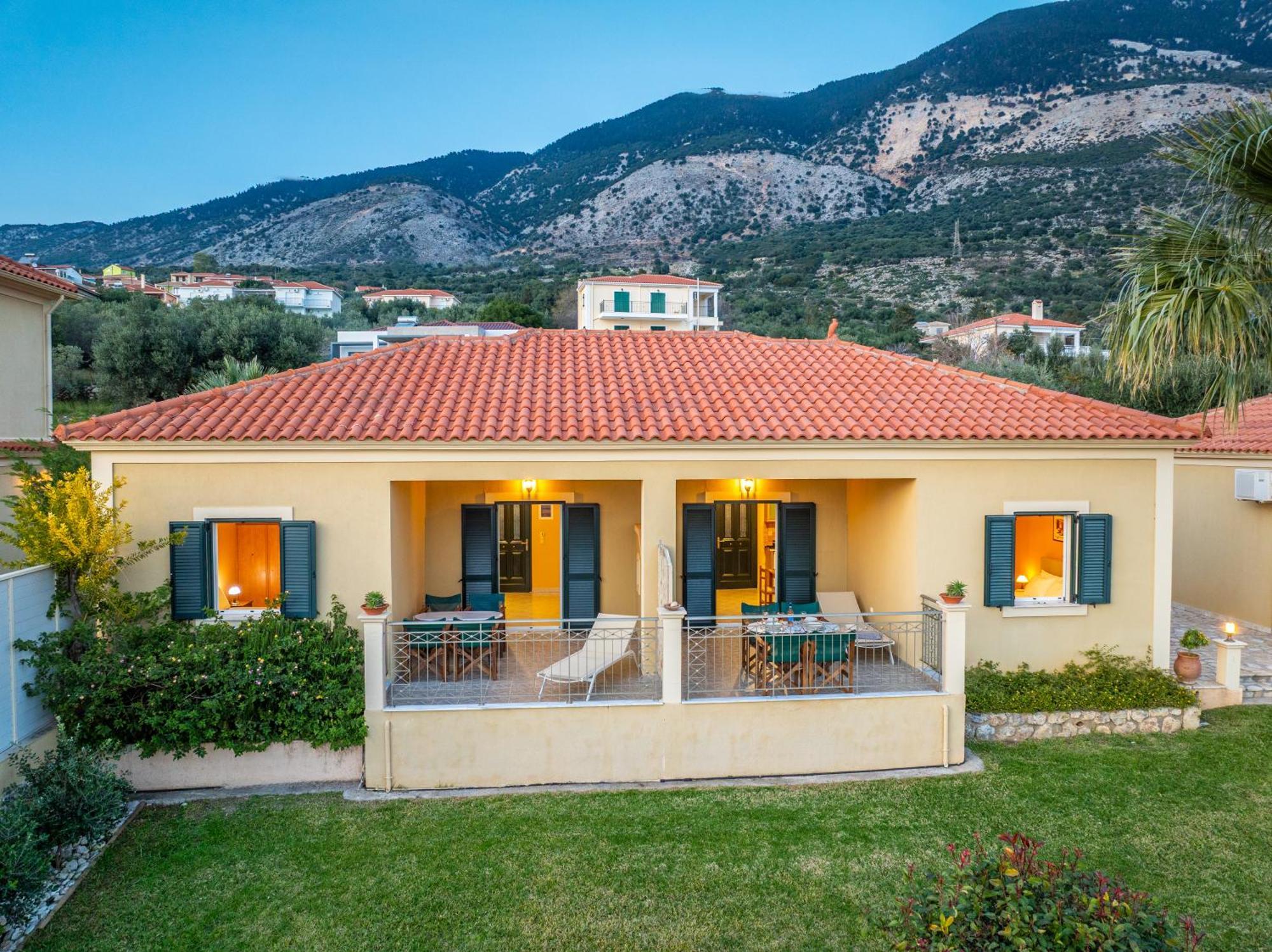 Eleftheria Apartments Vlachata Luaran gambar