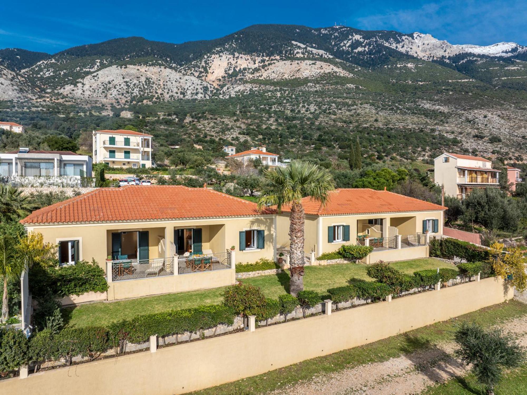 Eleftheria Apartments Vlachata Luaran gambar