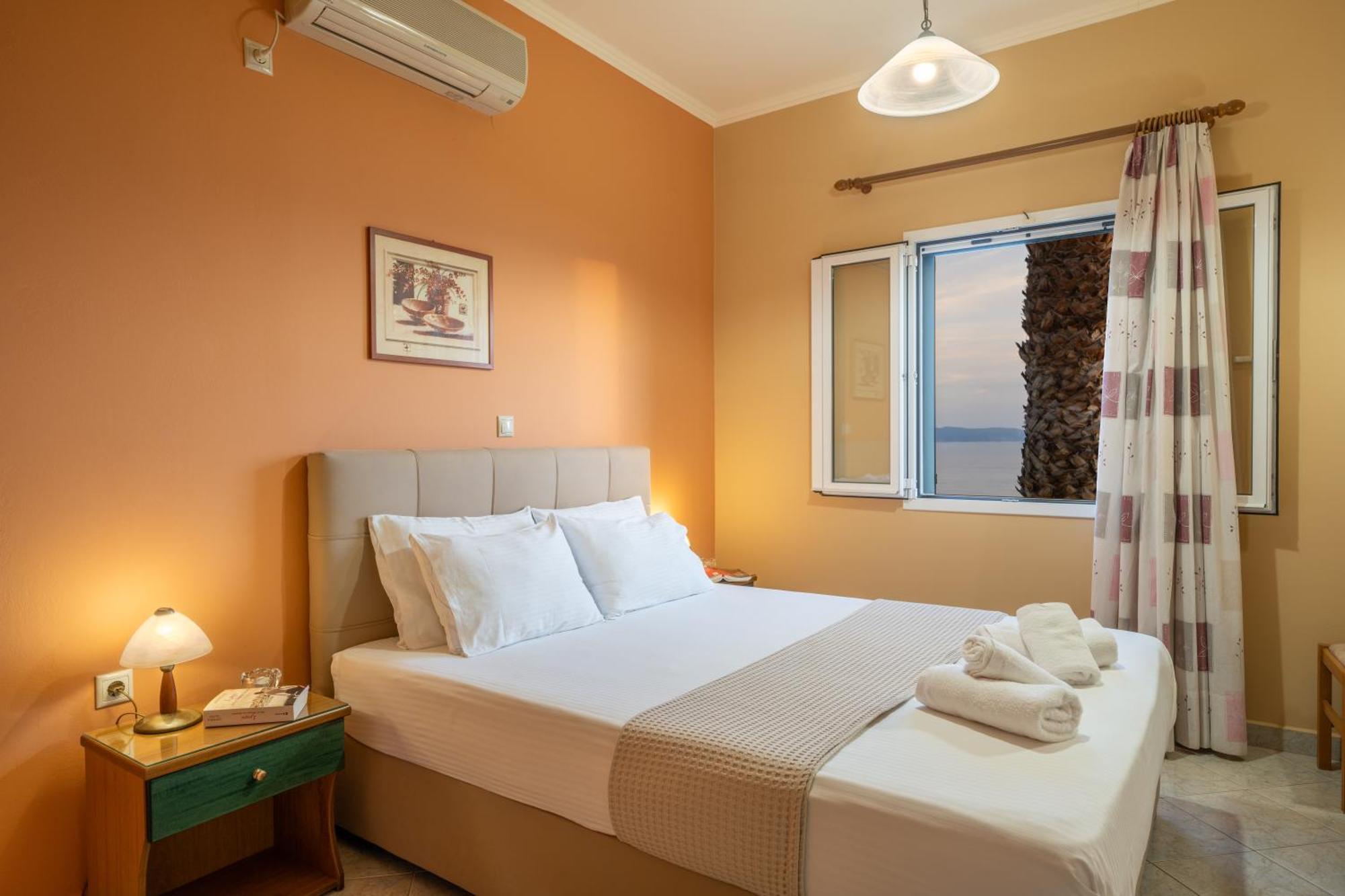 Eleftheria Apartments Vlachata Luaran gambar