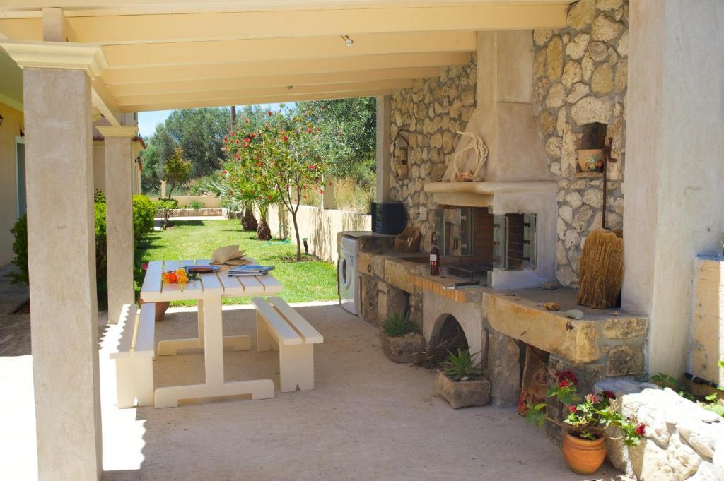 Eleftheria Apartments Vlachata Luaran gambar